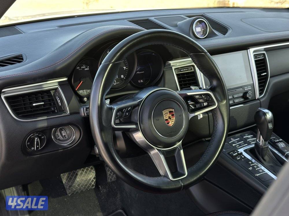 للبيع بورش ماكان موديل 2018 عداد 89 الف5