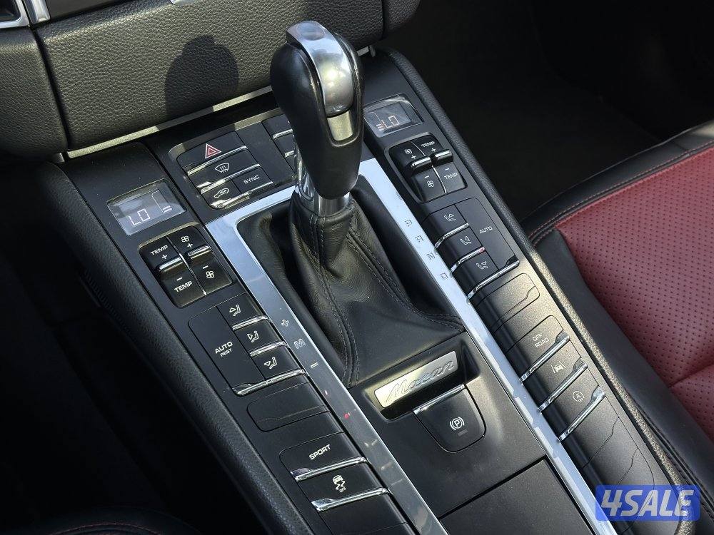 للبيع بورش ماكان موديل 2018 عداد 89 الف8