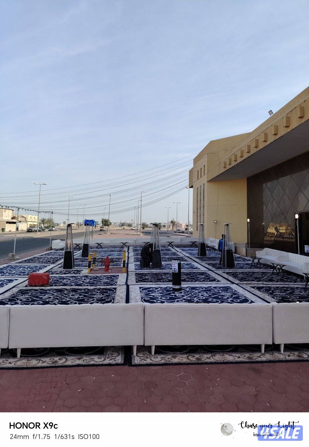 مكتب تجهيز حفلات تاجير كراسي وطاولات تاجير زينه عرس وخيم كنب امريكي كن9