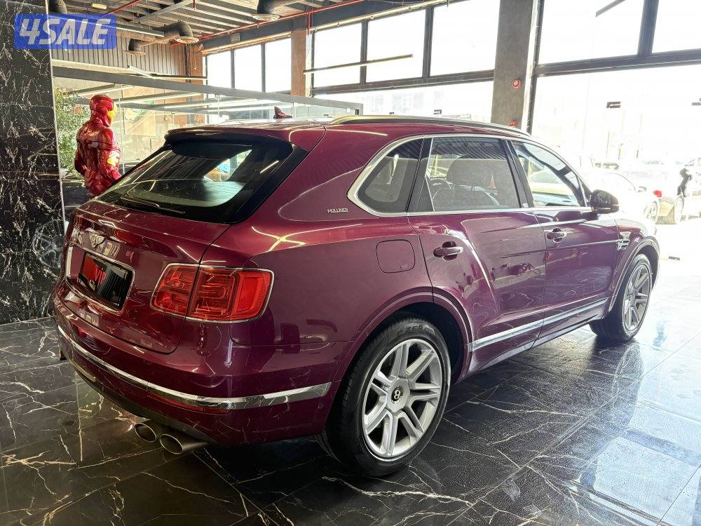 بنتلي بانتياجا MULLINER V127
