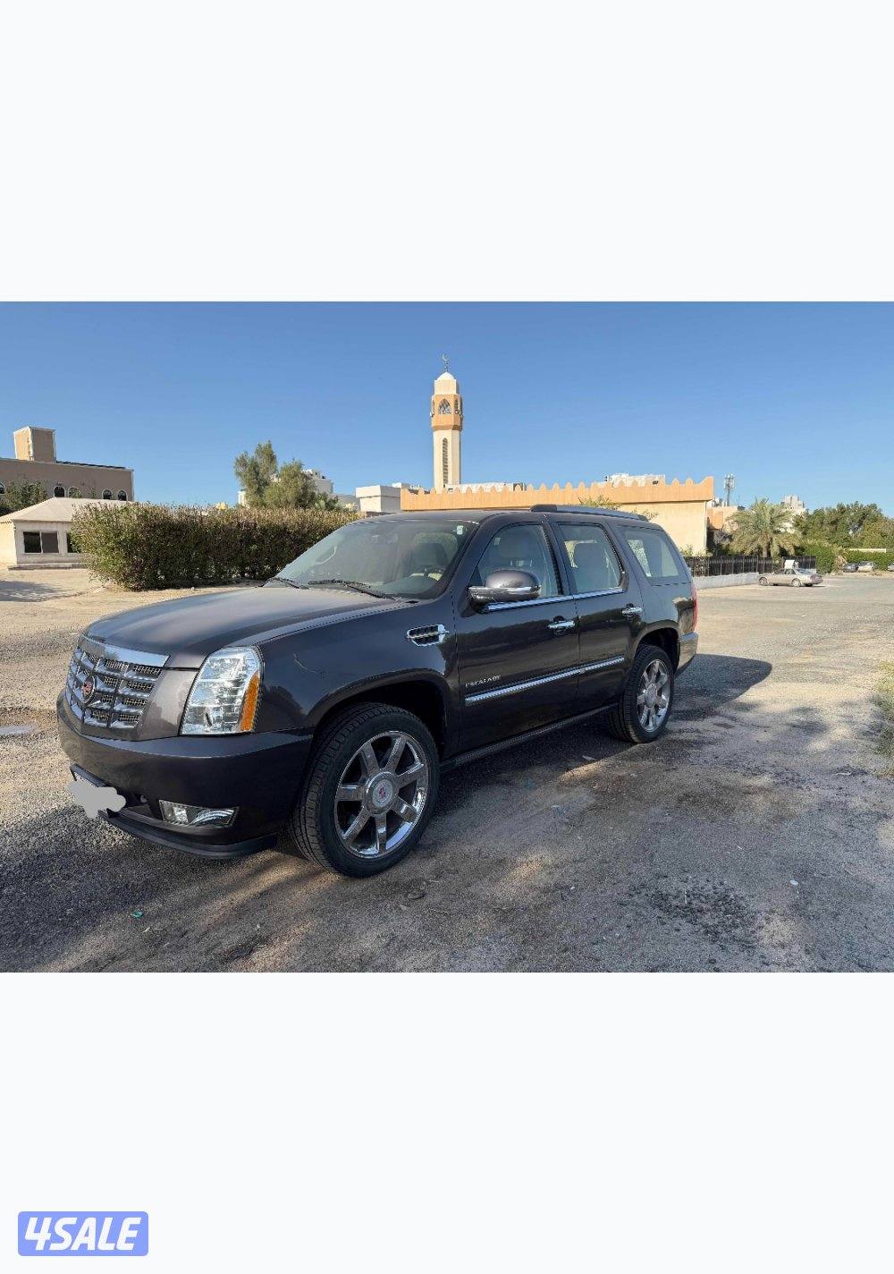 اسكاليد صبغ الوكالة بحالة ممتازة سيرفس منتظم الغانم  خالية من الحوادث0