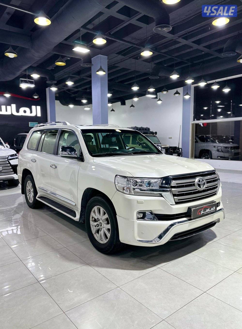 لاند كروزر GXR الساير موديل 2017 عداد 3542
