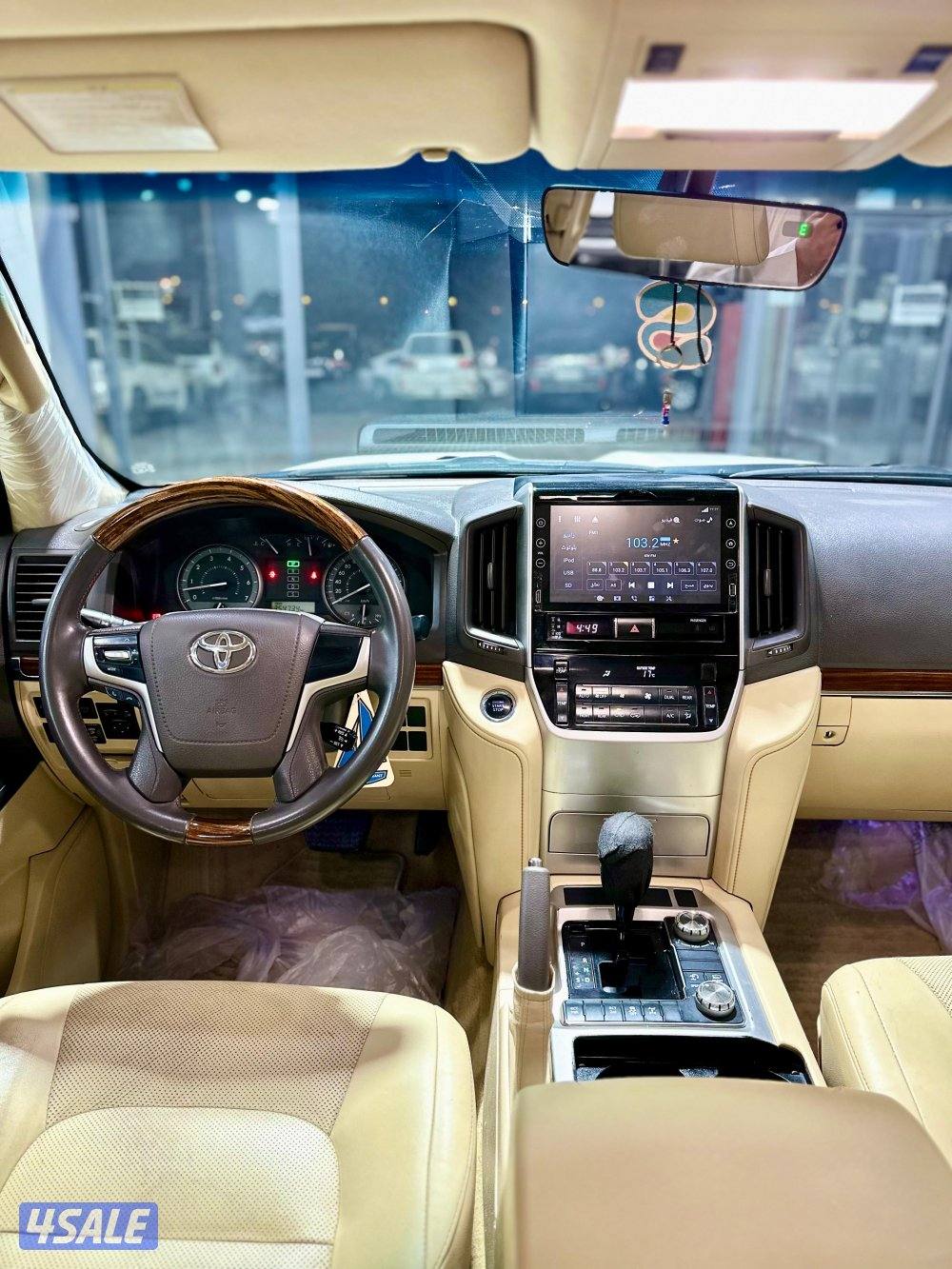 لاند كروزر GXR الساير موديل 2017 عداد 3546