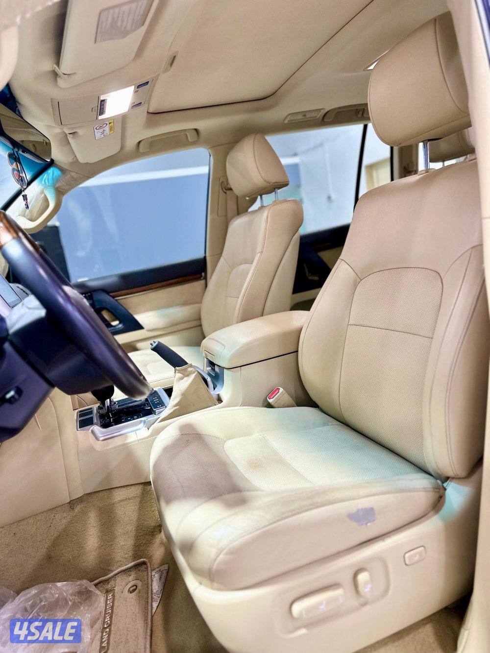 لاند كروزر GXR الساير موديل 2017 عداد 3548