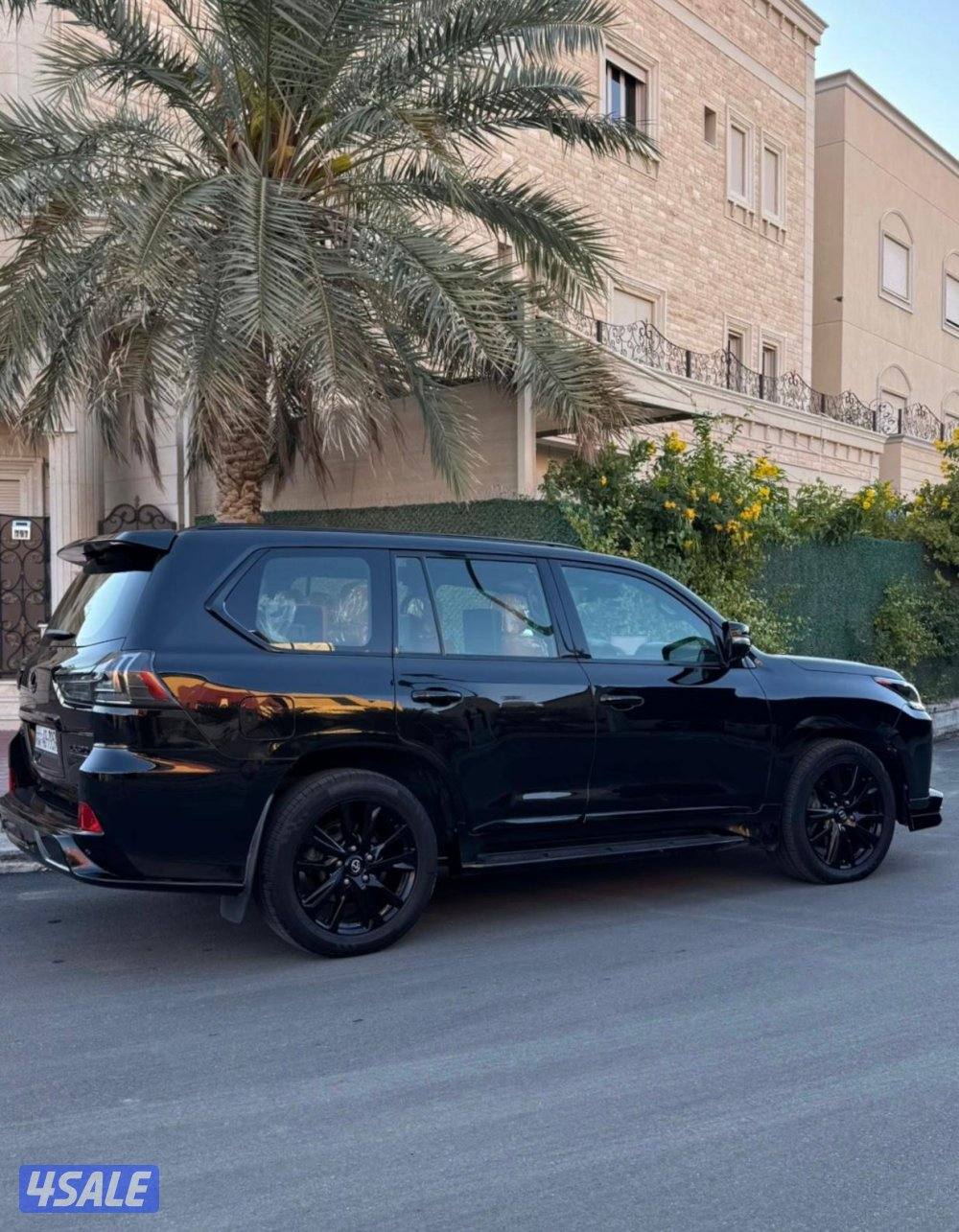 للبيع جيب لكزس LX 570 صبغ الوكاله بالكامل7