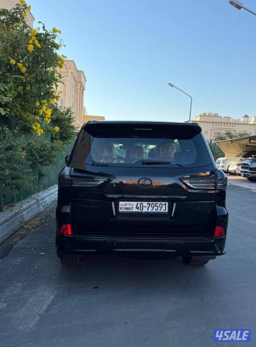 للبيع جيب لكزس LX 570 صبغ الوكاله بالكامل8