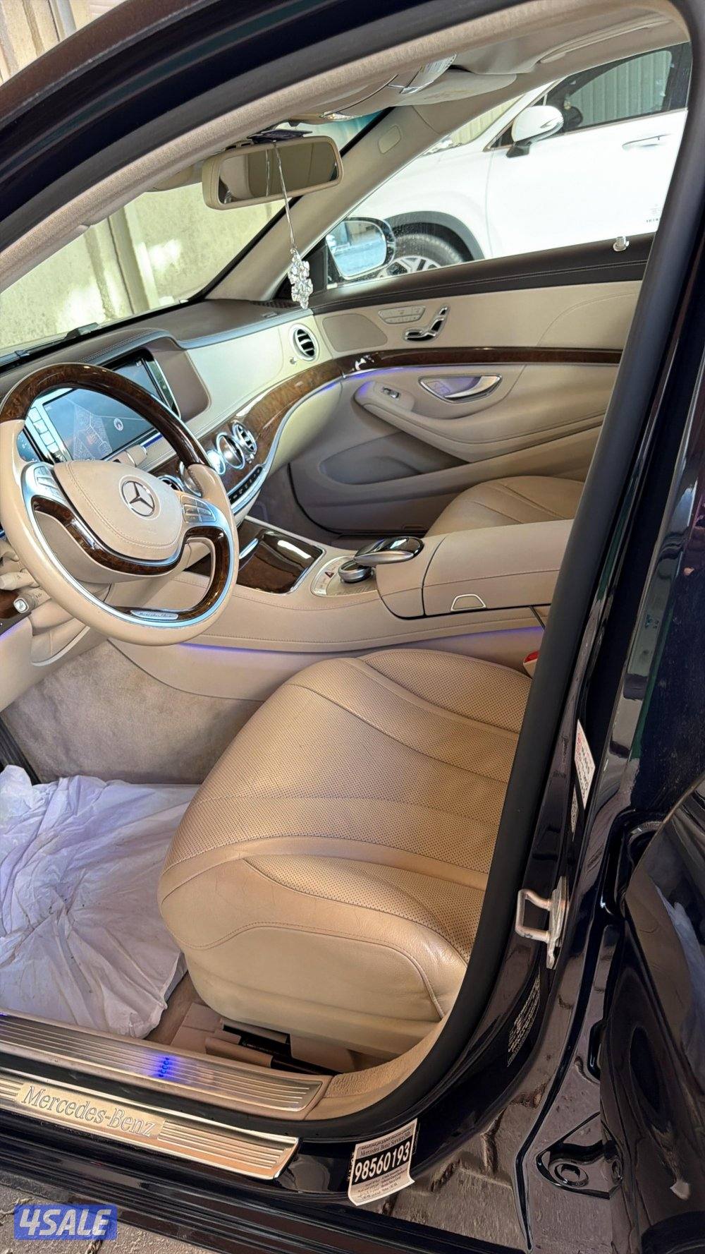 سيارة مرسيدس S4003