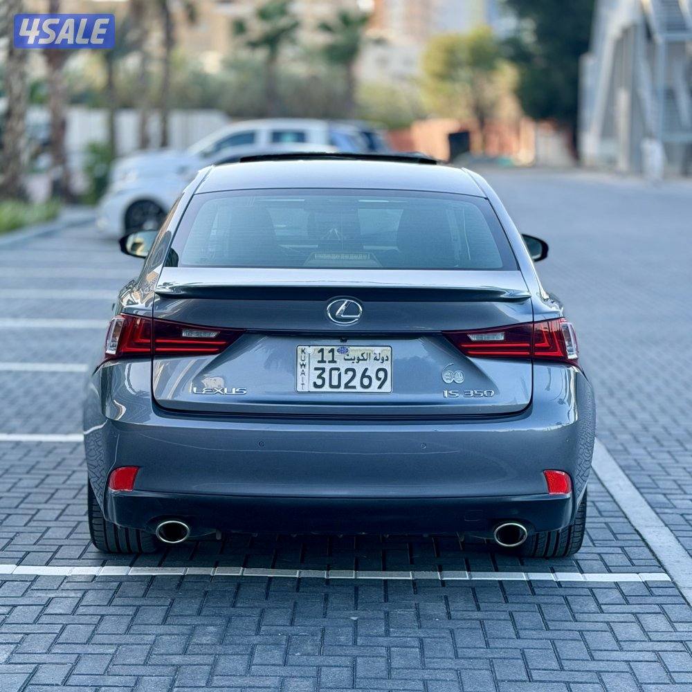 كزس Isf 350 SPORT موديل 2014 عداد 169 الف سيرفس منتظم بحالة ممتازه4