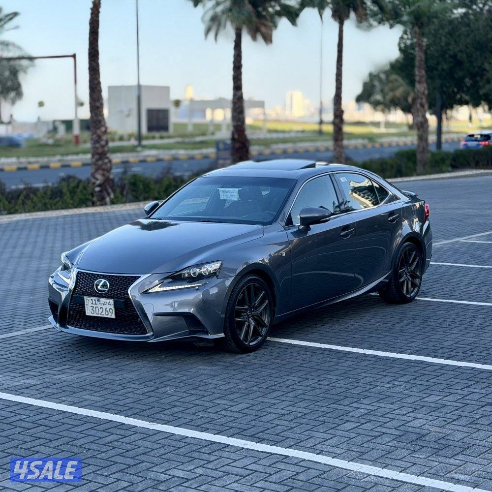 كزس Isf 350 SPORT موديل 2014 عداد 169 الف سيرفس منتظم بحالة ممتازه2