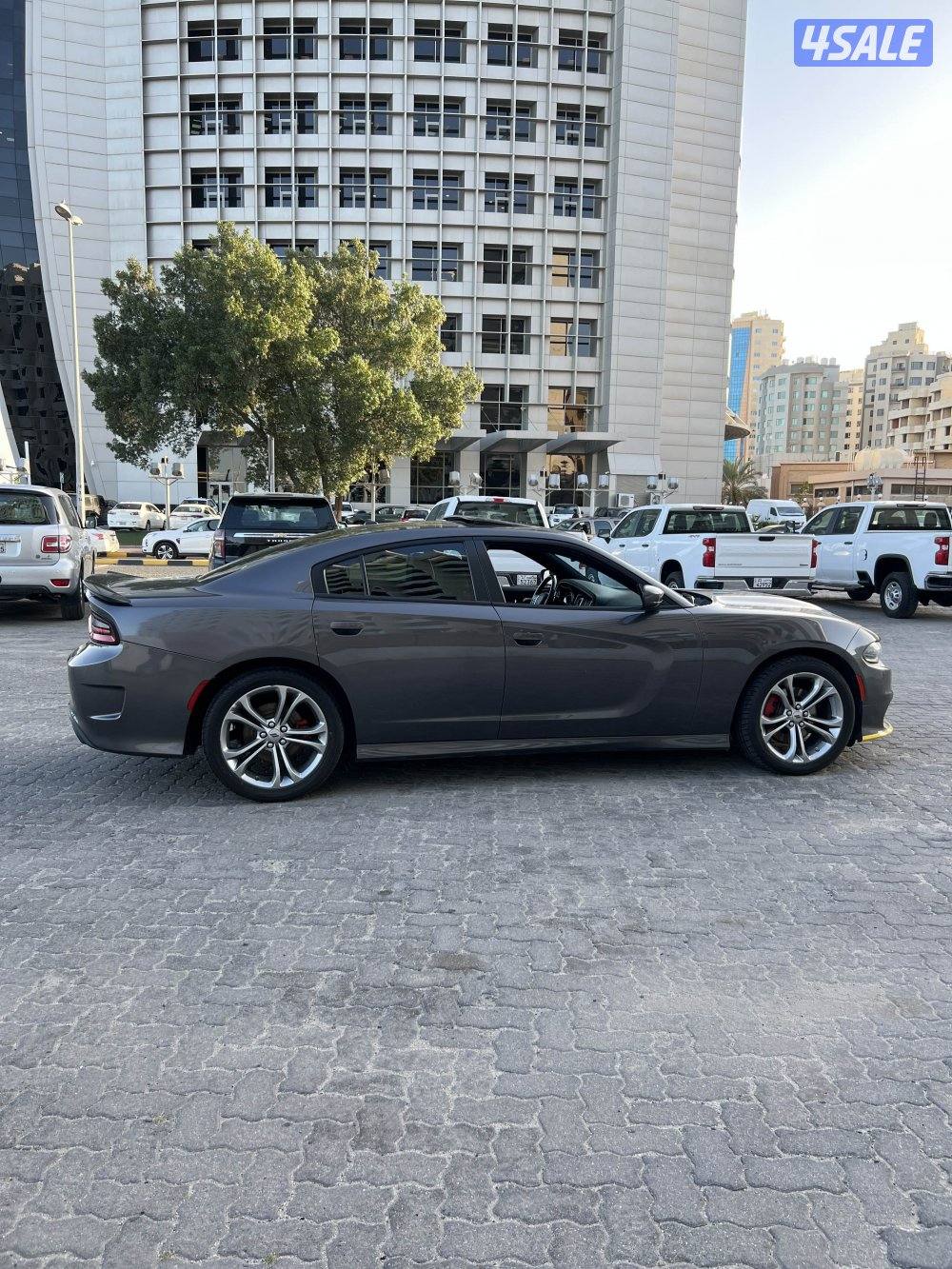 للبيع دودج شارجر كامل المواصفات4