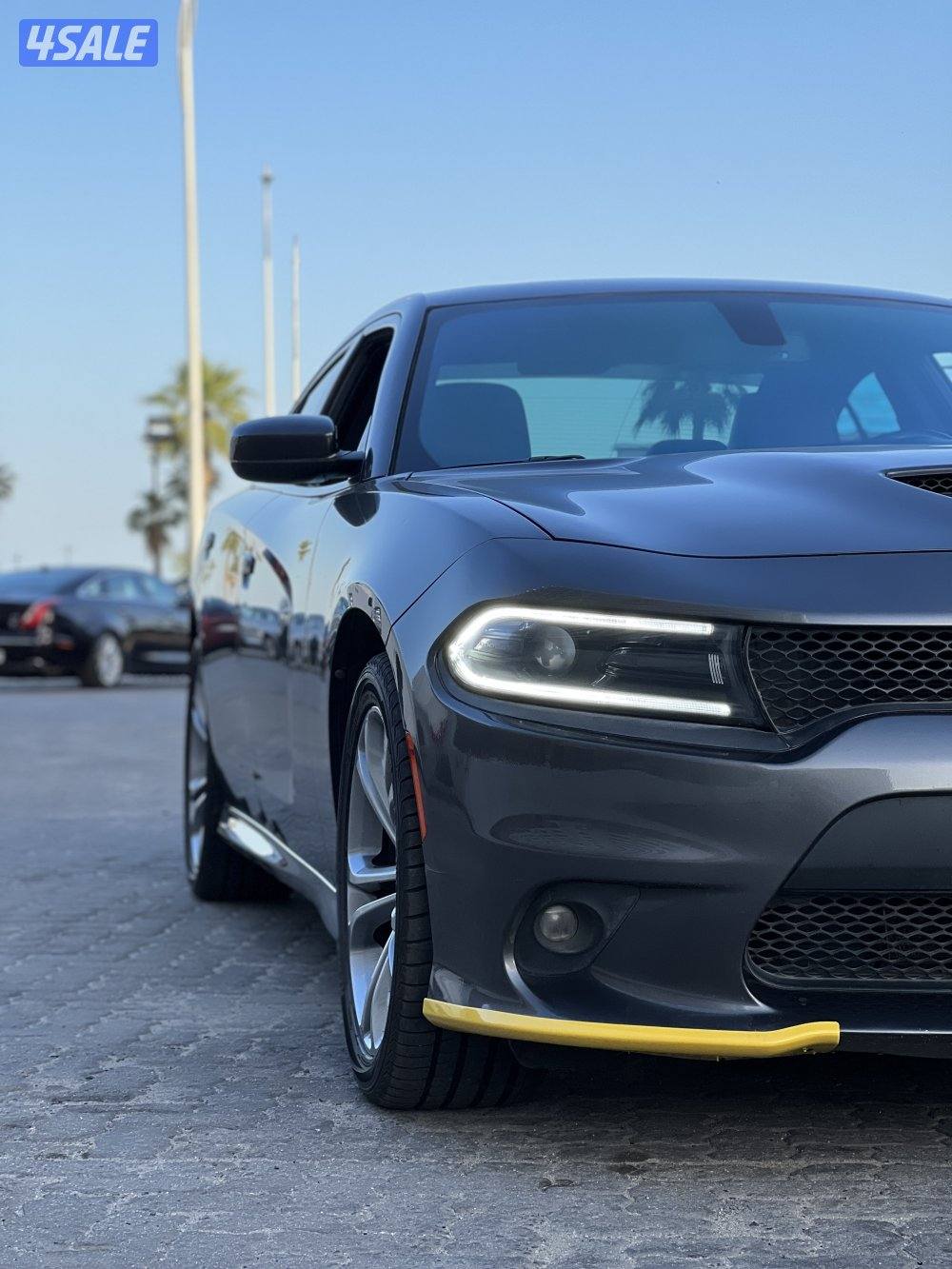 للبيع دودج شارجر كامل المواصفات11