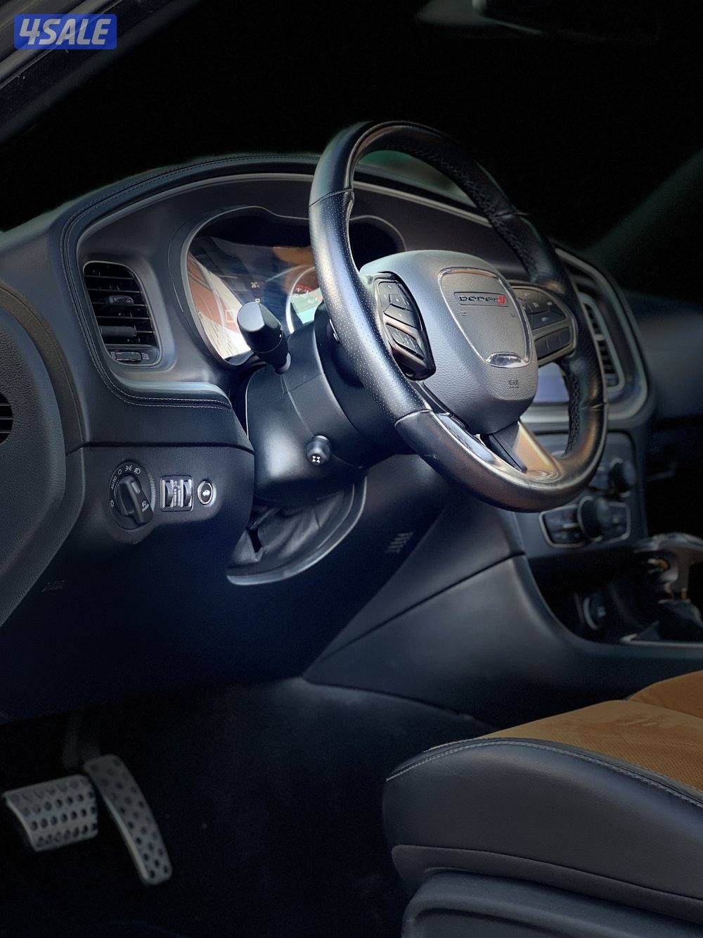 للبيع دودج شارجر كامل المواصفات13