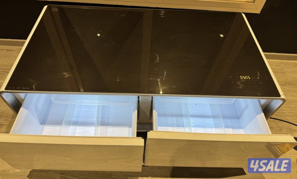 ثلاجه ذكيه مع طاوله وسماعات1