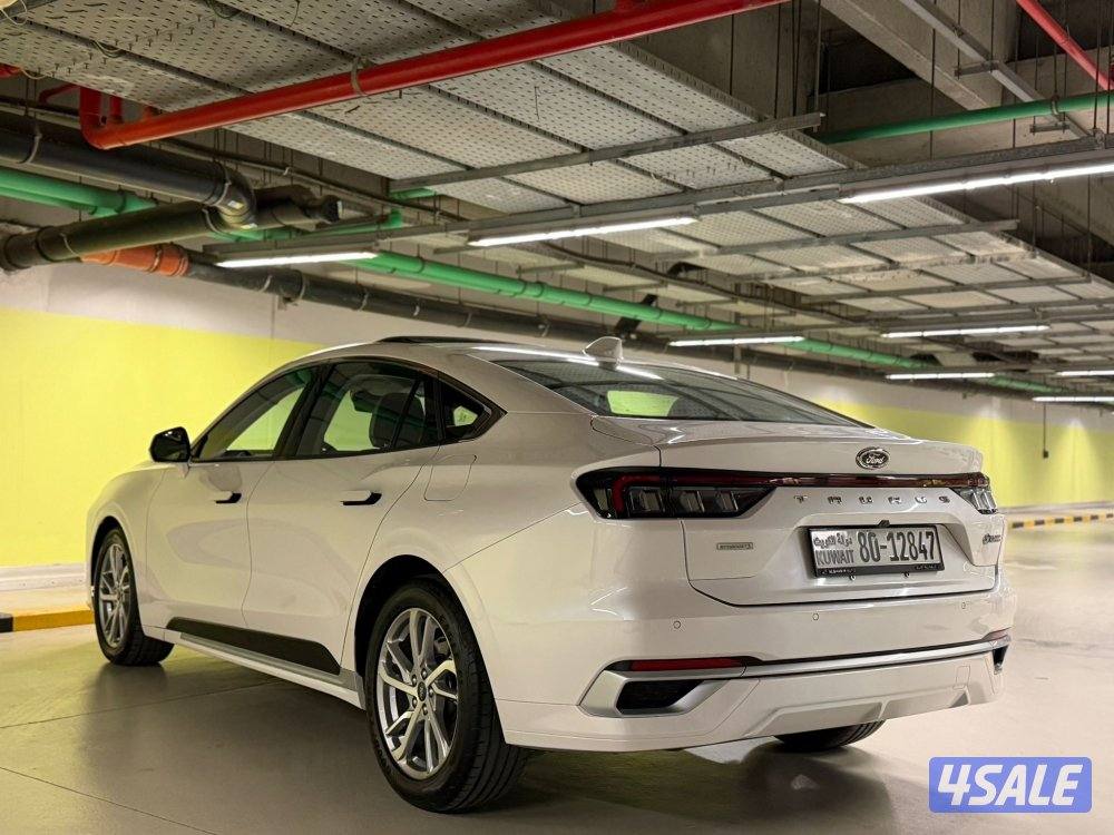 فورد تورس 2023 ترند تحت الكقالة3