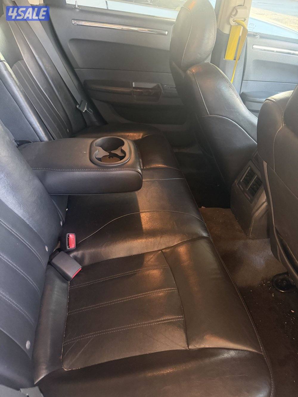 للبيع كرايسلر 300c V8 20103