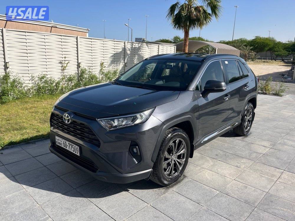 موديل 2022 عداد 67 الف0