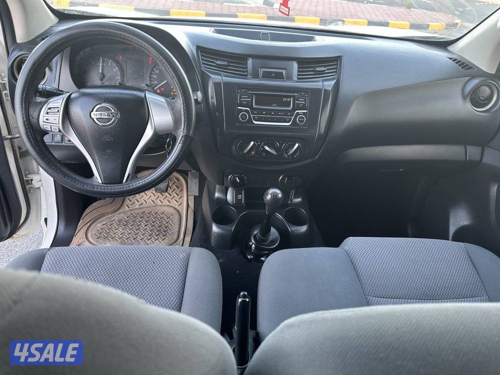 للبيع نيسان نافارا3