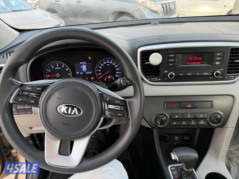 كيا سبورتاج للبيع ذهبي فحص مكينه قير شاصي ماشي 255  دبل قير3