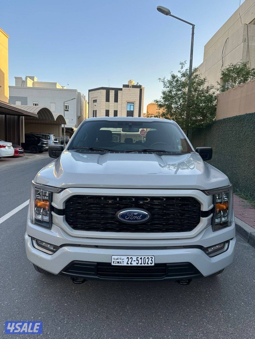 للبيع فورد F150 سبورت تحت الكفالة3