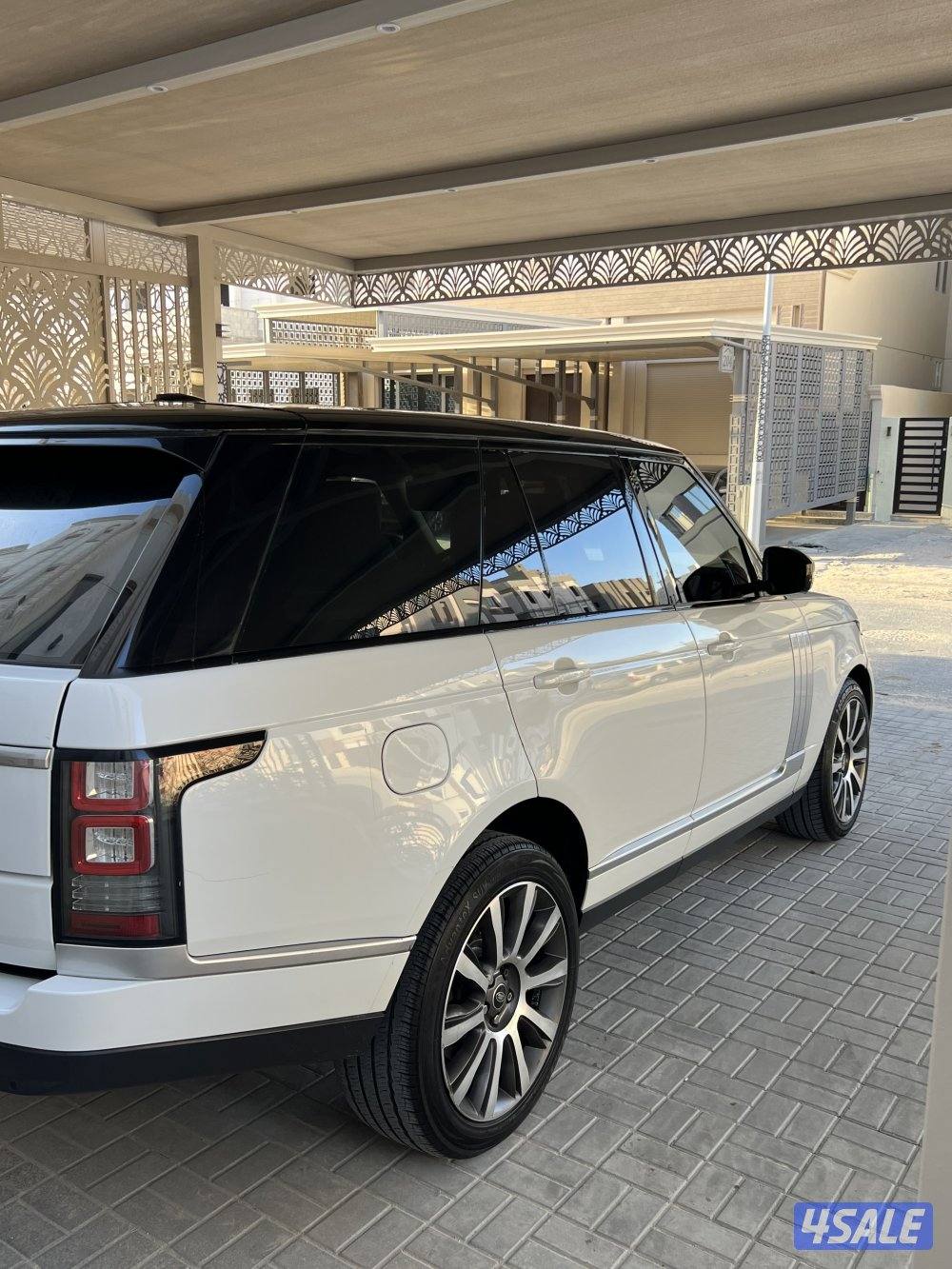 للبيـع أو للبدل رنـج روفـر 8 سلنـدر HSE4