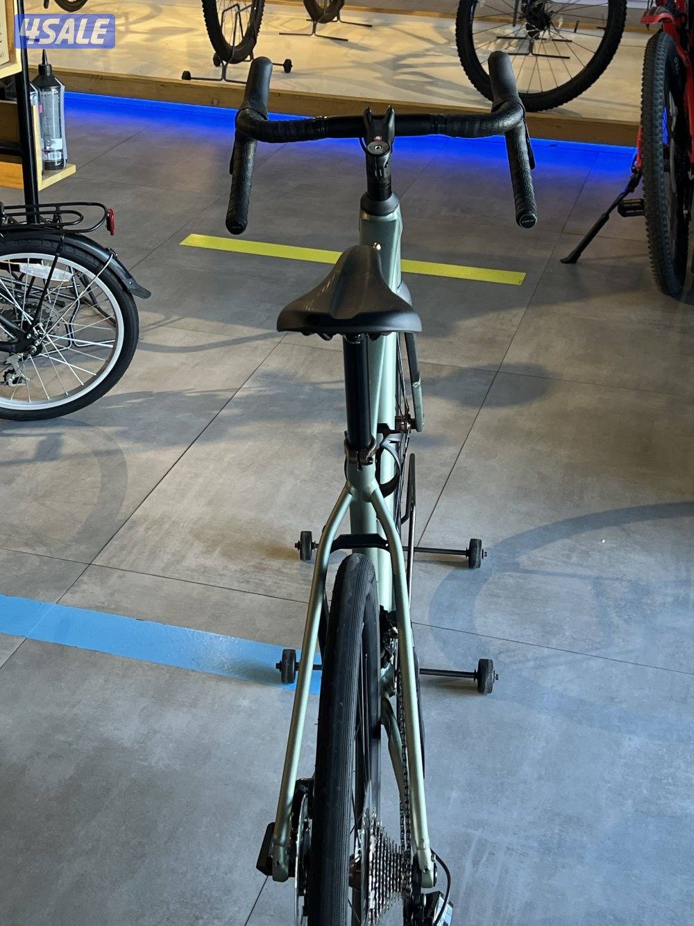 للبيع دراجه هوائية بحالة ممتازه جداً مديل 20252