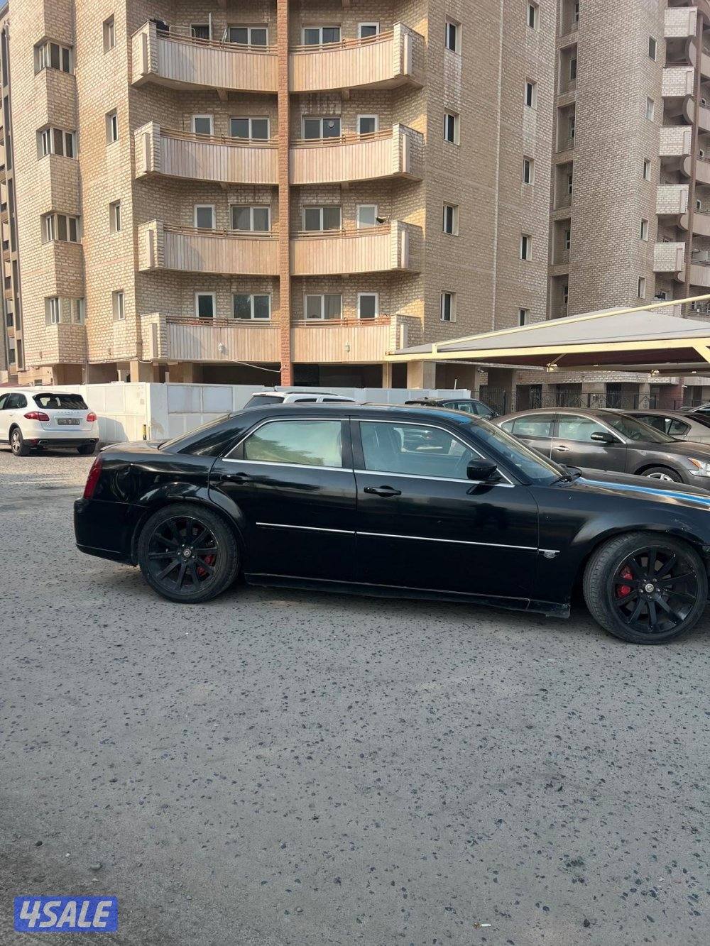 للبيع كرايزلر srt8 اصلي2