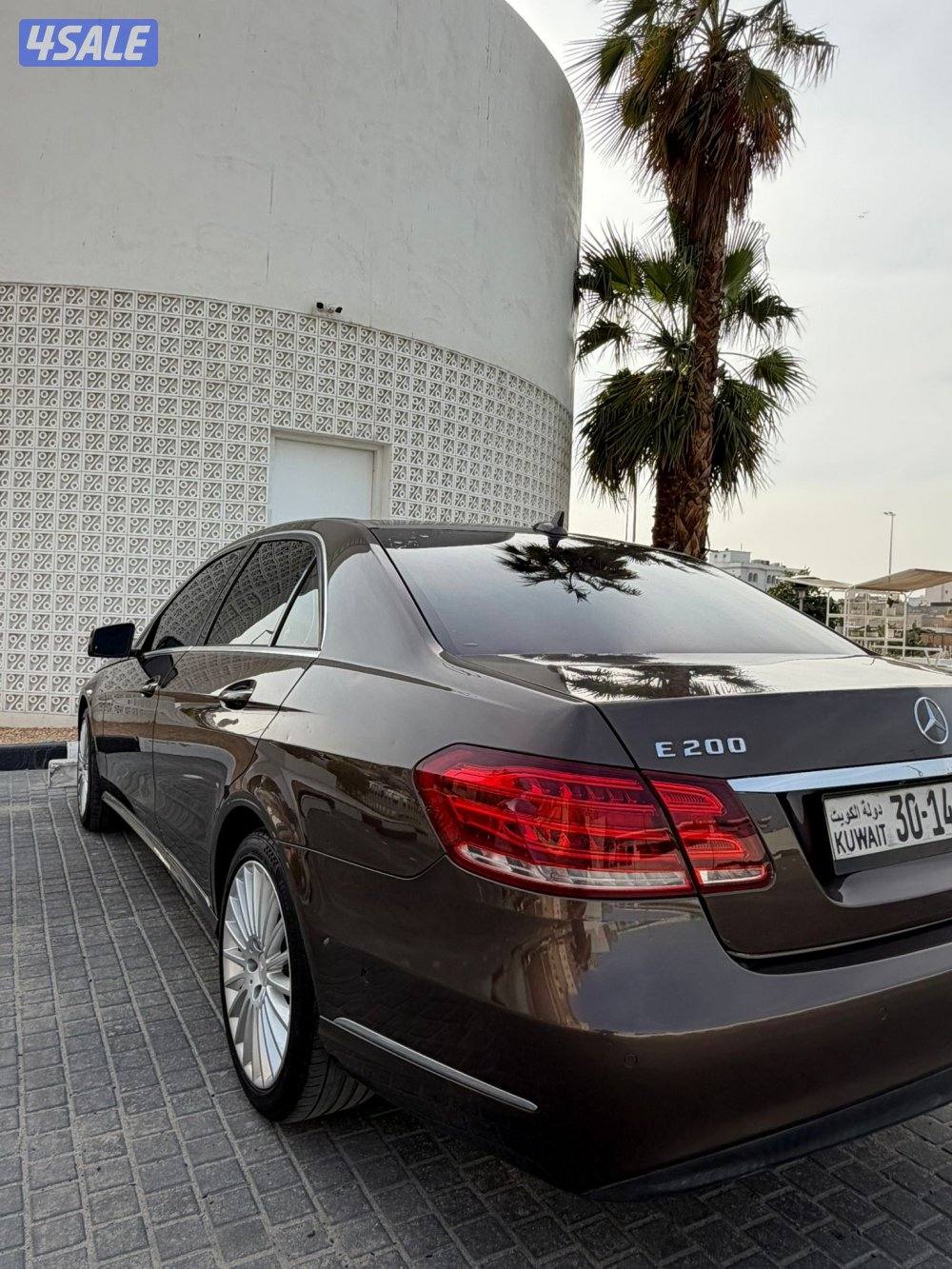 مرسيدس E200 موديل 20141