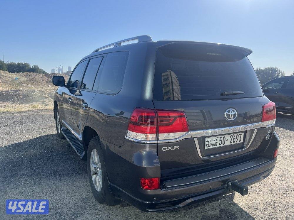 GX.R-V8تويوتا لاندكروز2