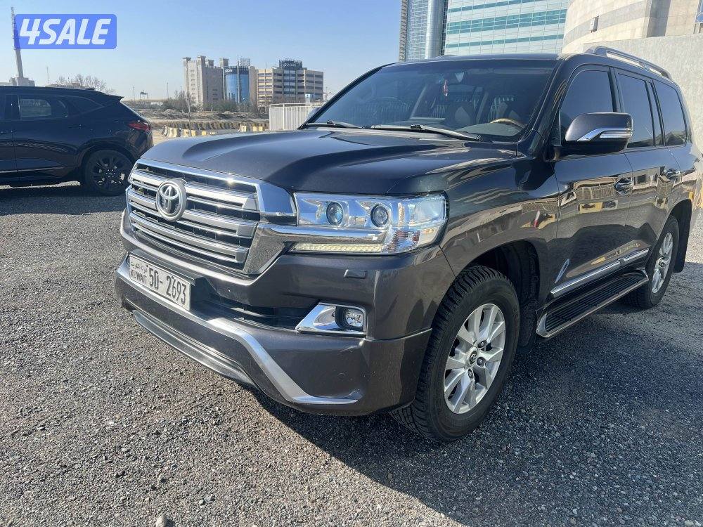 GX.R-V8تويوتا لاندكروز0