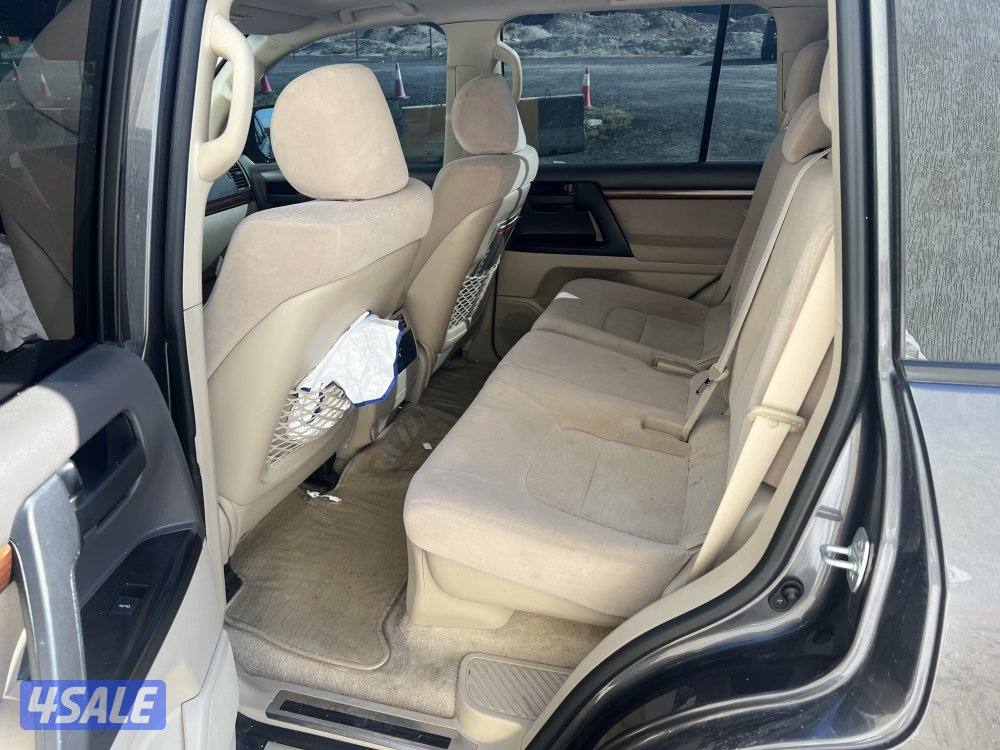 GX.R-V8تويوتا لاندكروز3