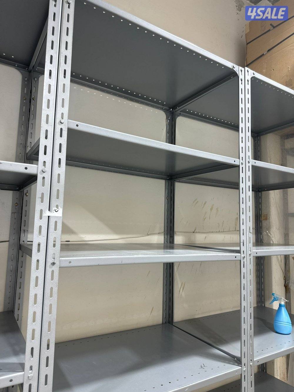 ارفف تخزين وأساس معدني2