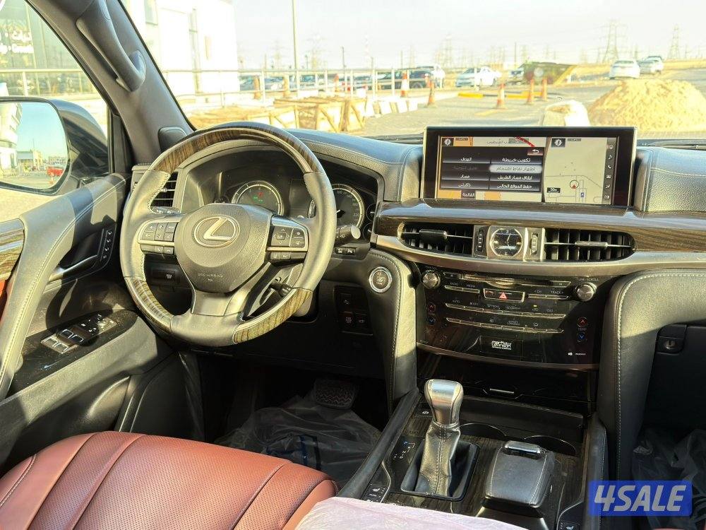 للبيع لكزس LX570 موديل 2016 صبغ الوكاله10