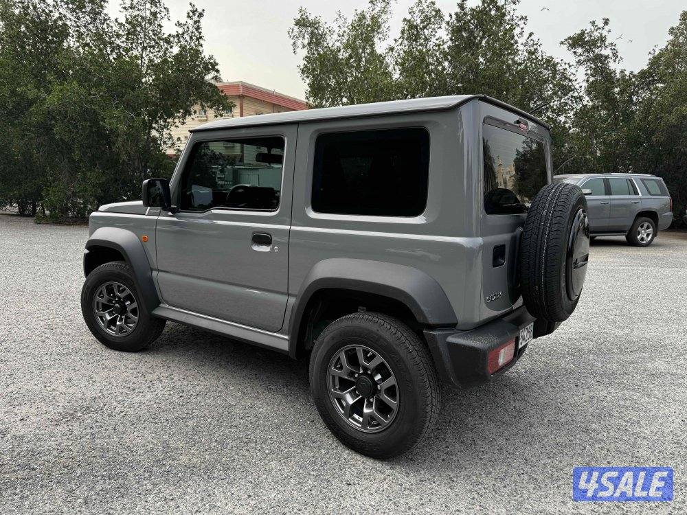 Suzuki jimnyقير عادي1