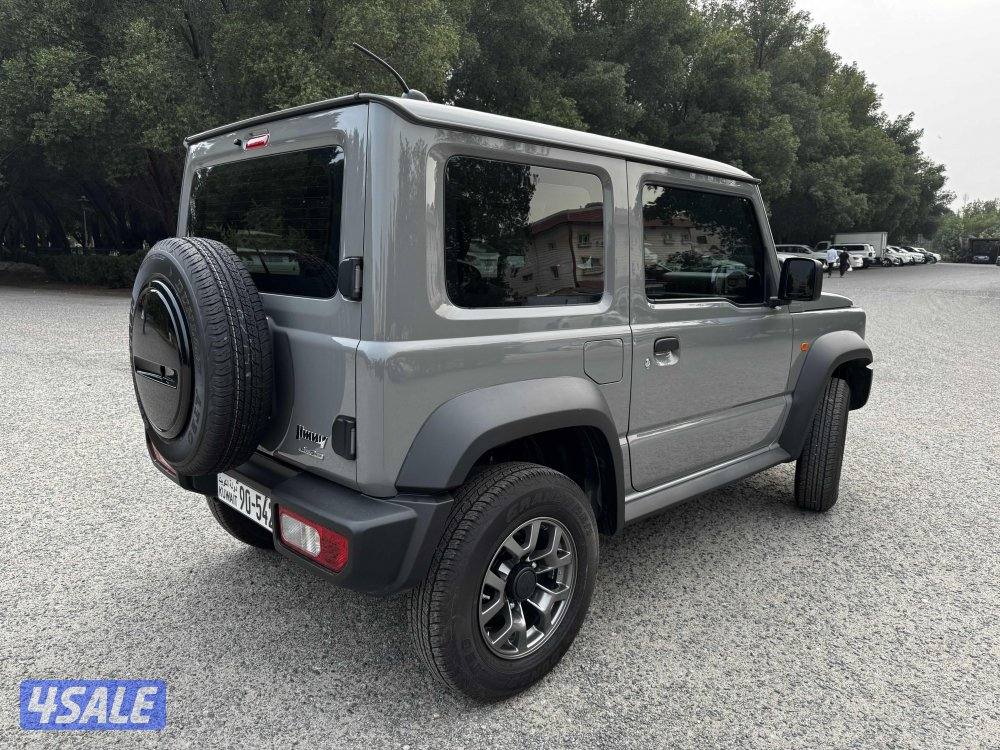 Suzuki jimnyقير عادي3
