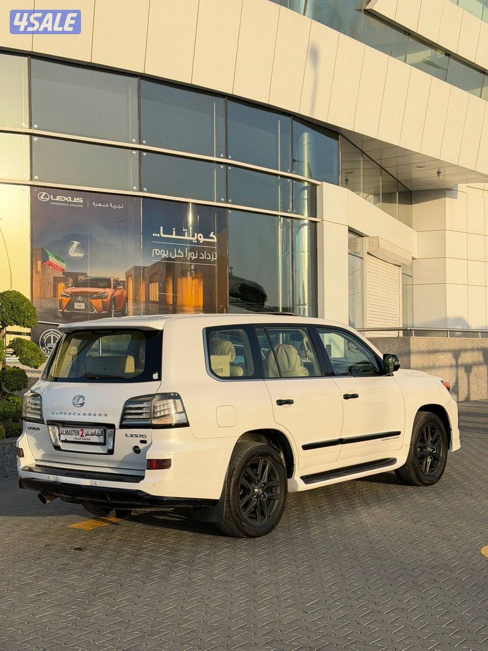 للبيع لكزس LX570 موديل 2012 صبغ الوكاله2