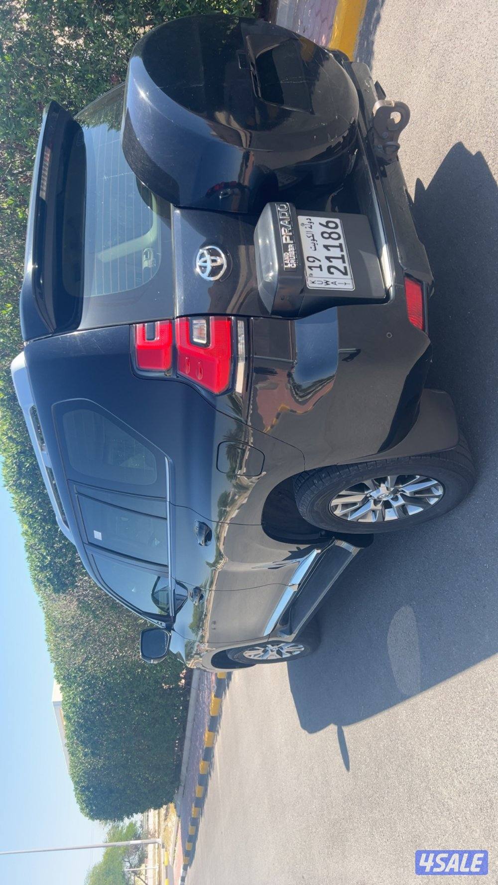 للبيع برادو موديل 2020 VX كامل الواصفات صبغ وكاله2