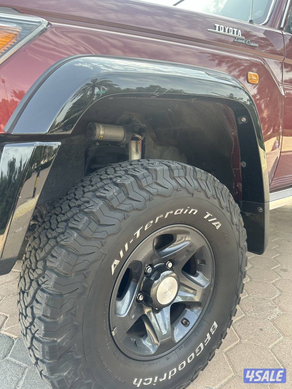 بيعه سريعه تويوتا نص عنابي ٢٠٢٢ نسخة ٧٠ عام7