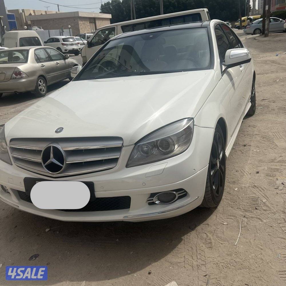 للبيع مرسيدس 2009  / C200 بحالة ممتازة0