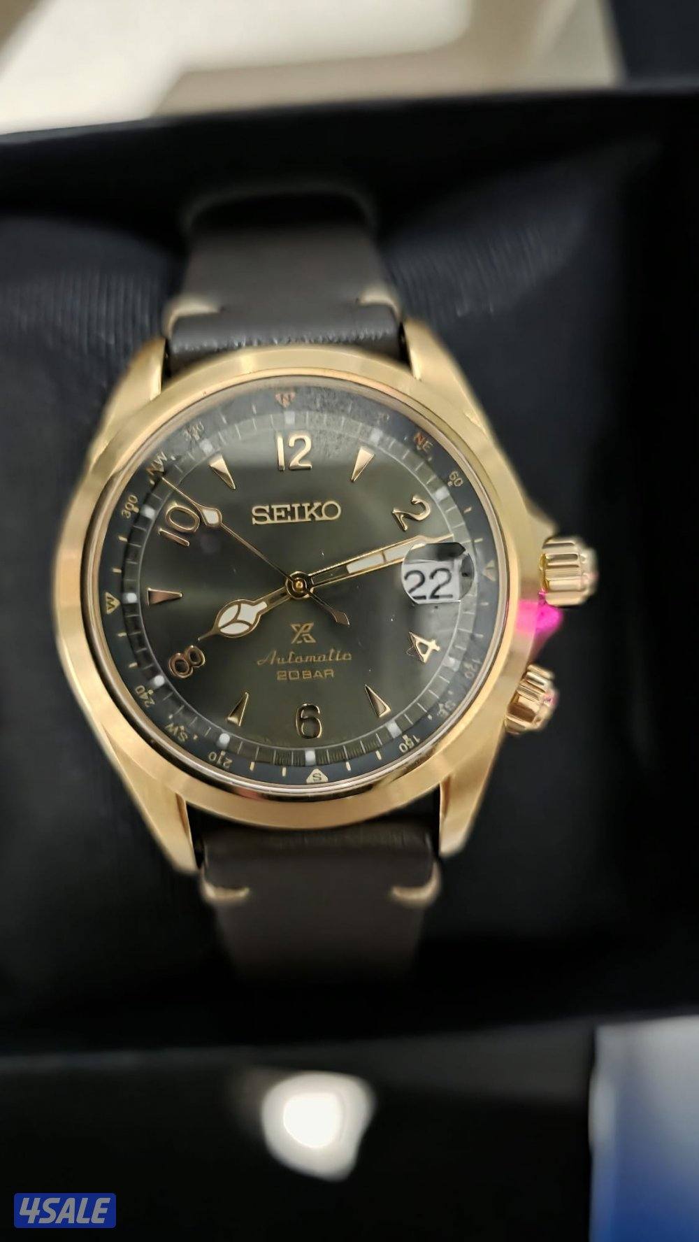 Seiko Prospex Alpinist SPB210J1 - Full Set - Mint Condition1