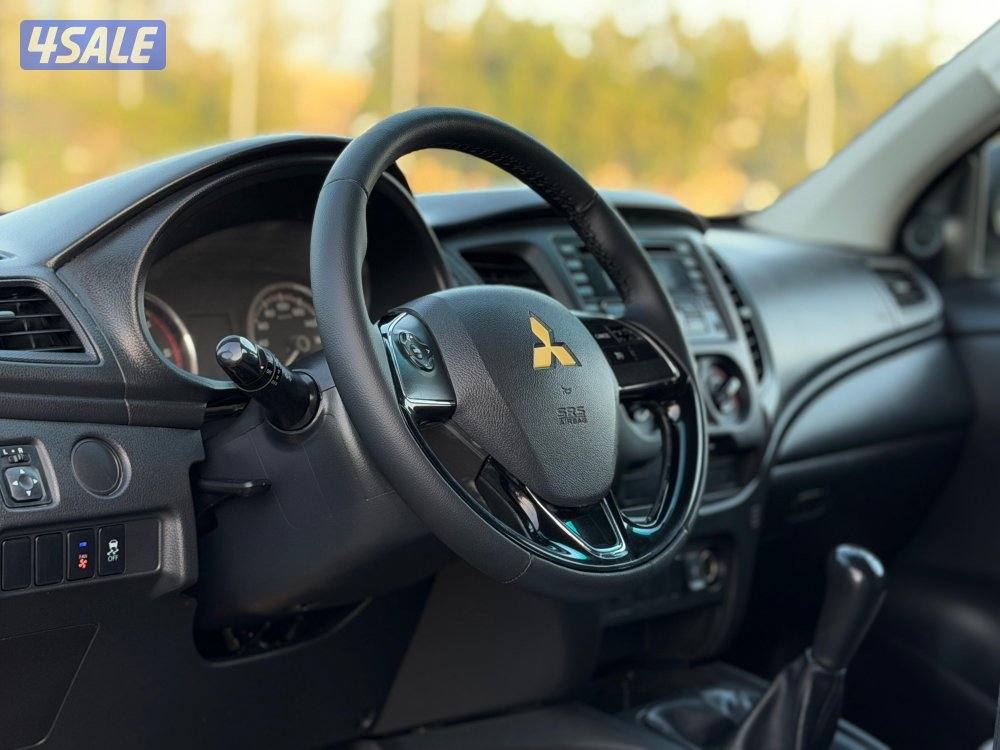 للبيع وانيت ميتسوبيشي L200 موديل 2020 وارد الملا7