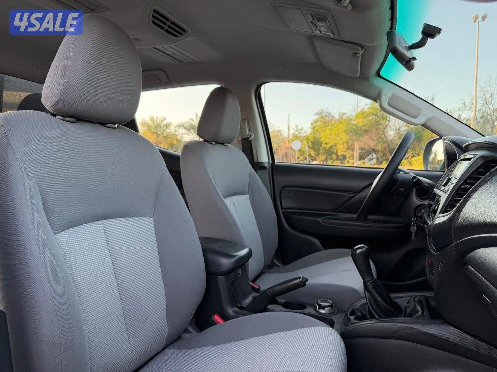 للبيع وانيت ميتسوبيشي L200 موديل 2020 وارد الملا8