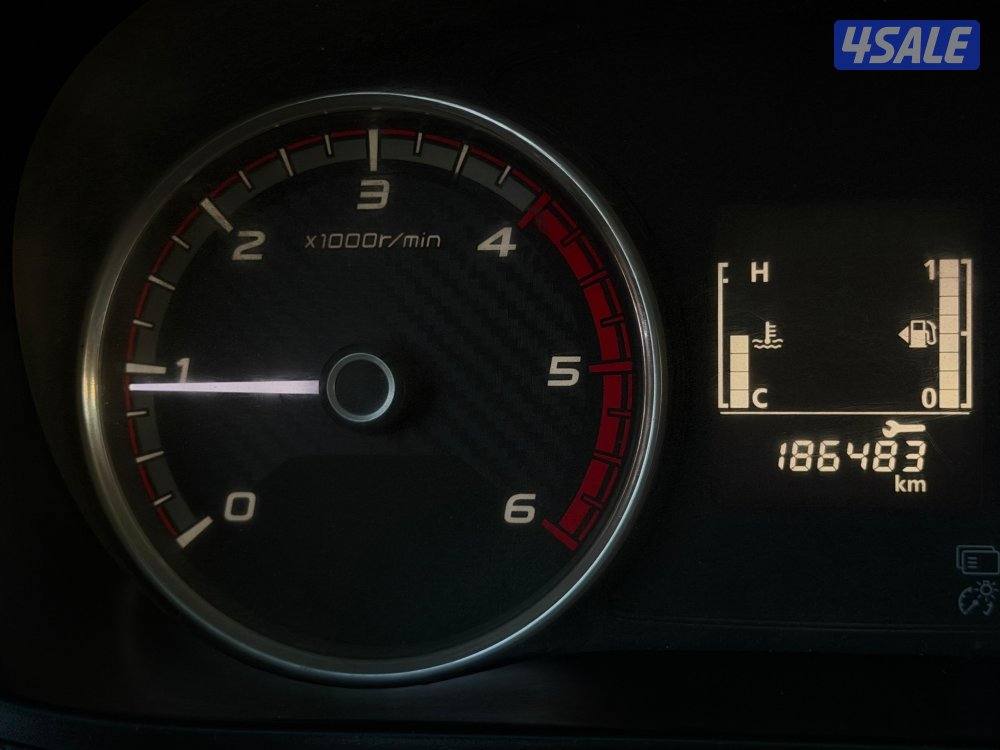 للبيع وانيت ميتسوبيشي L200 موديل 2020 وارد الملا10