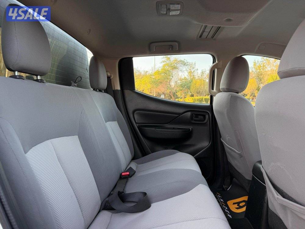 للبيع وانيت ميتسوبيشي L200 موديل 2020 وارد الملا12