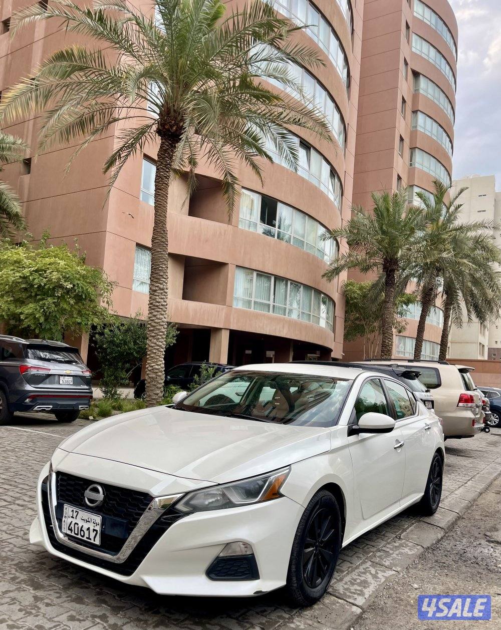 لهواة النوادر نيسان التيما 2019 عداد فقط 140 سيرفس وكالة0