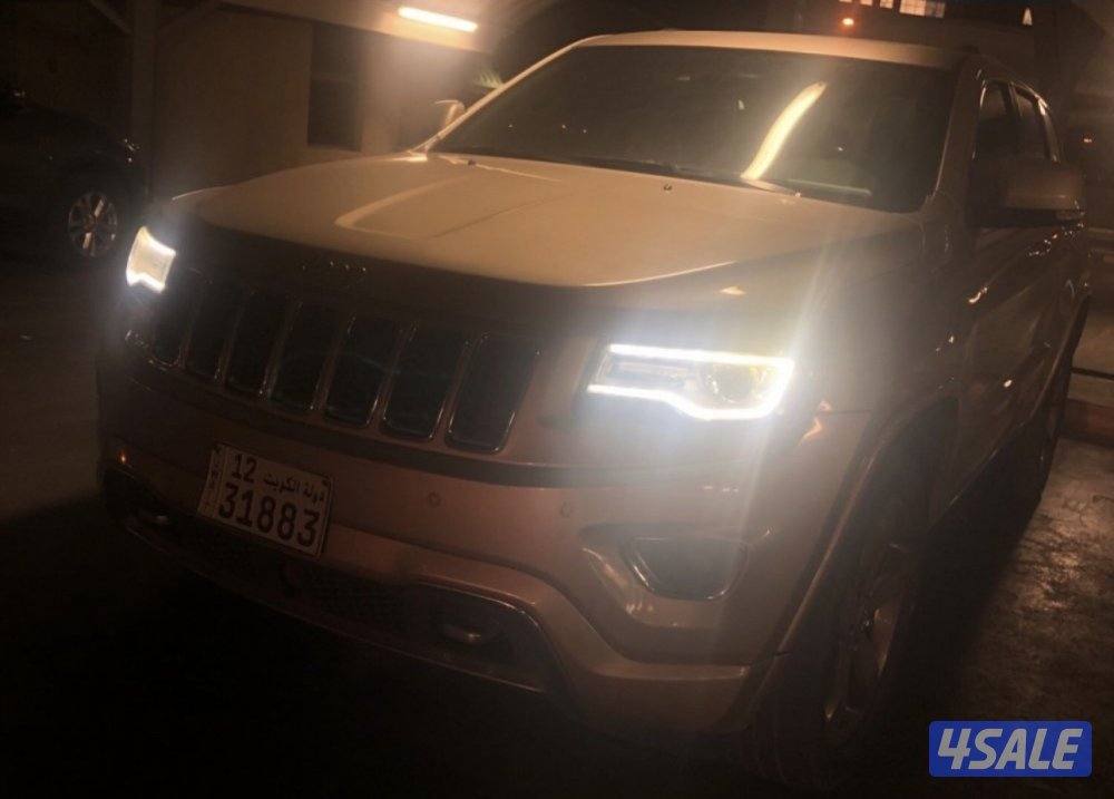 للبيع جراند شيروكي ٢٠١٤ - ٨ سلندر3