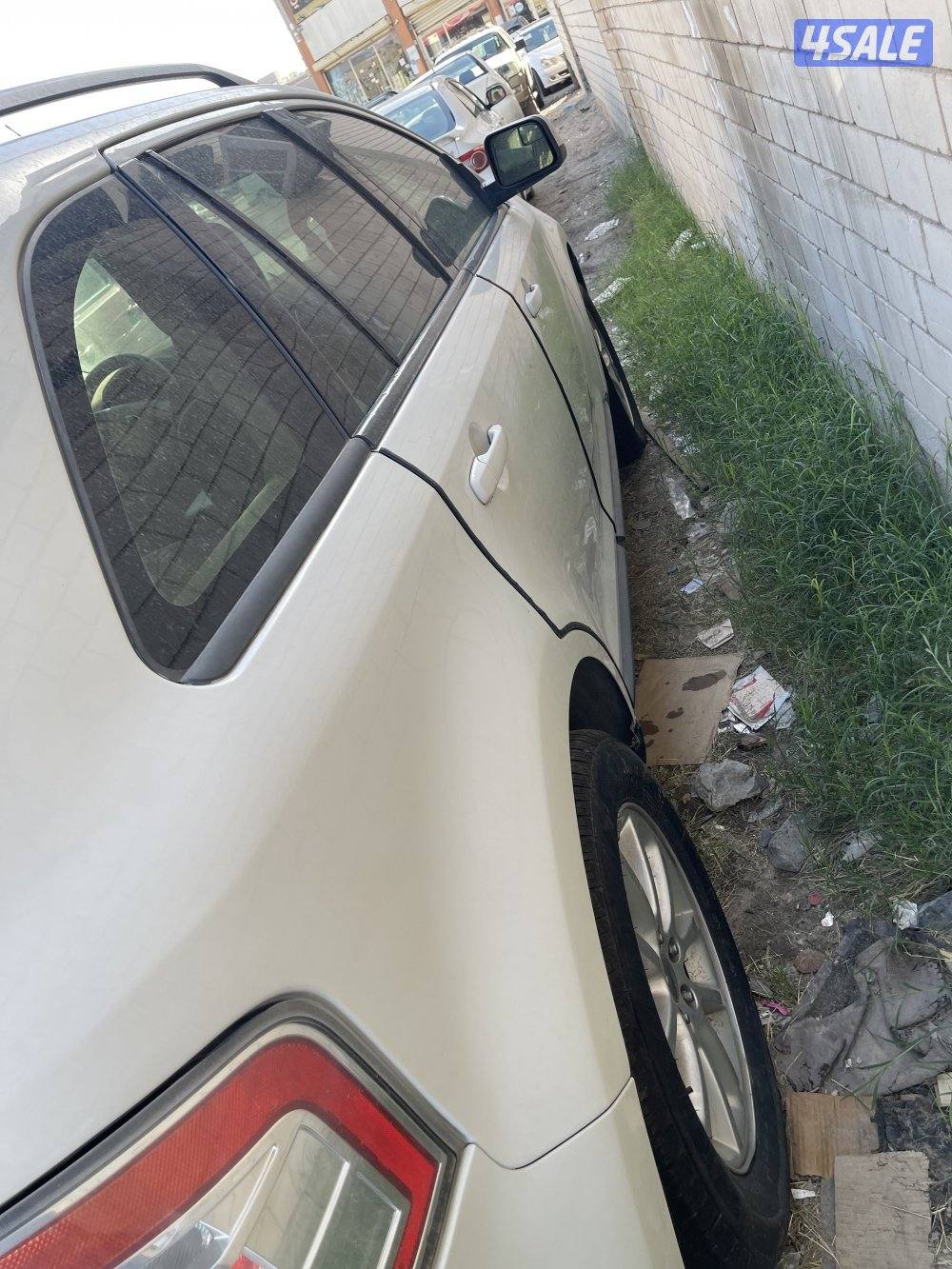 للبيع فورد ايدج 2010 طاقه مكينته وباجي اموره طيبه في تامين شهر11 تحويل3