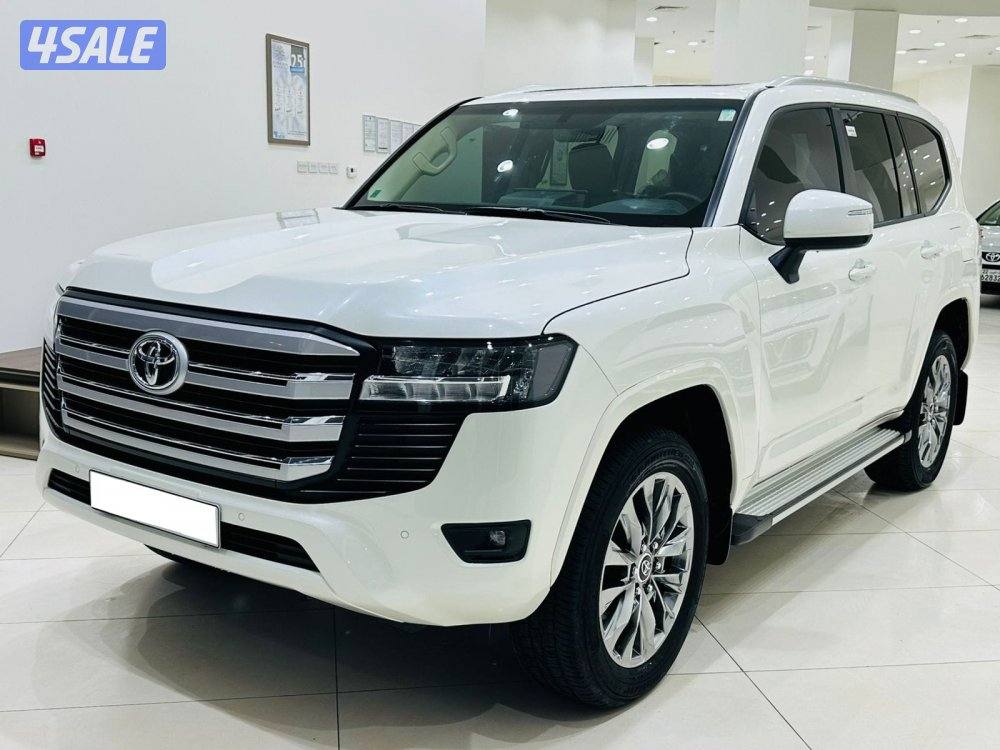 للبيع تويوتا لاندكروس GXR 4K بدون تيربو موديل 20251
