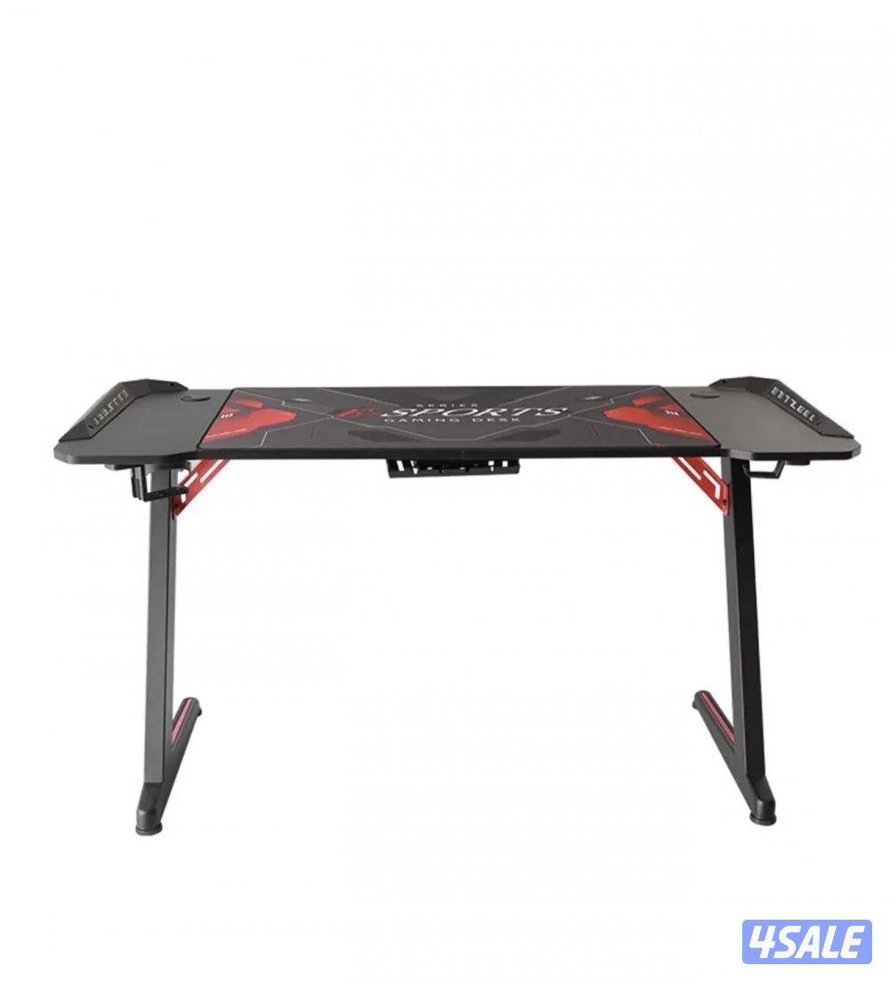 طاولة pc مع اضاءه LED جديدة متوفر قطعتين من الطاوله0