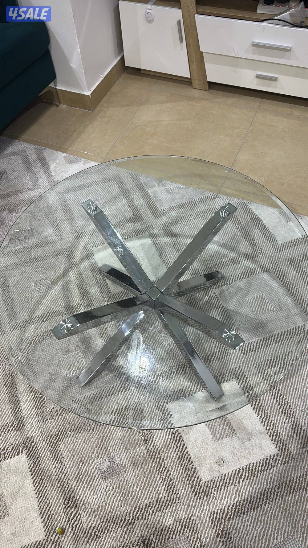 اثاث للبيع السعر بس رقم تواصل و ما يصير خاطرك الى طيب8