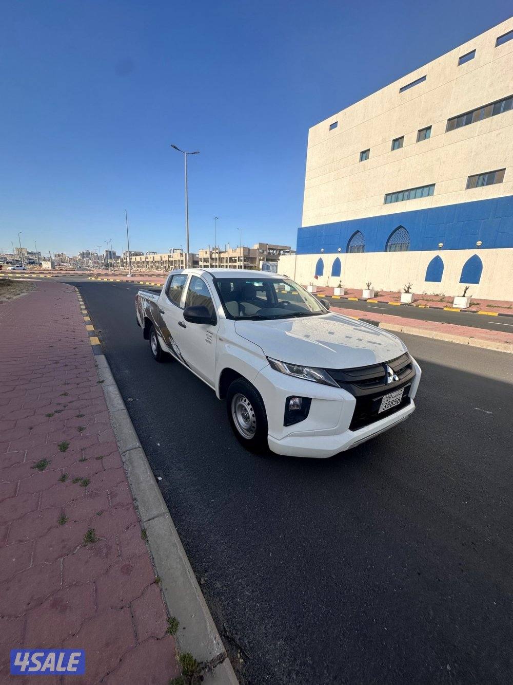 🚘 وانيت L200 موديل 2022 عداد 140 km2